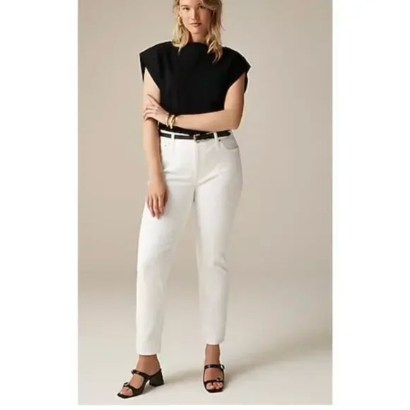 J. Crew Denim - NWT J Crew vintage white 9” slim straight jean
